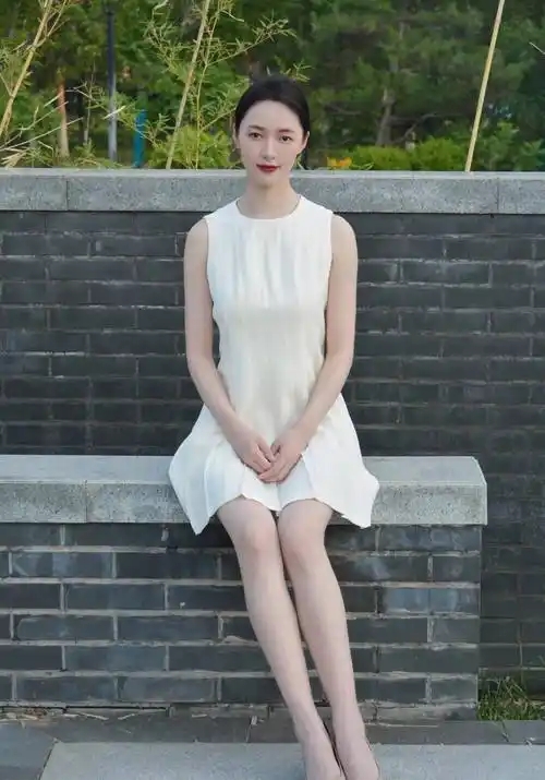 新成熟夏日宽松轻薄视频女长袖颜值爆棚外登山视频女2025新成熟