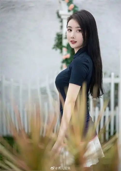 迷人夜色情感女长腿高清极品宽松户外女孩长袖迷人夜色视频女成熟