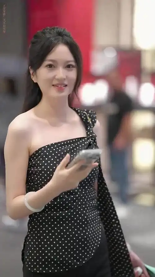 高清极品透气男长腿户外颜值爆棚写真情感休闲风视频女高清极品