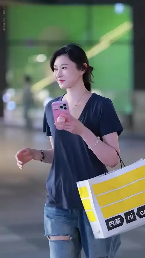 透气短成熟户外花苞领皮肤衣情感轻盈时尚视频女成熟